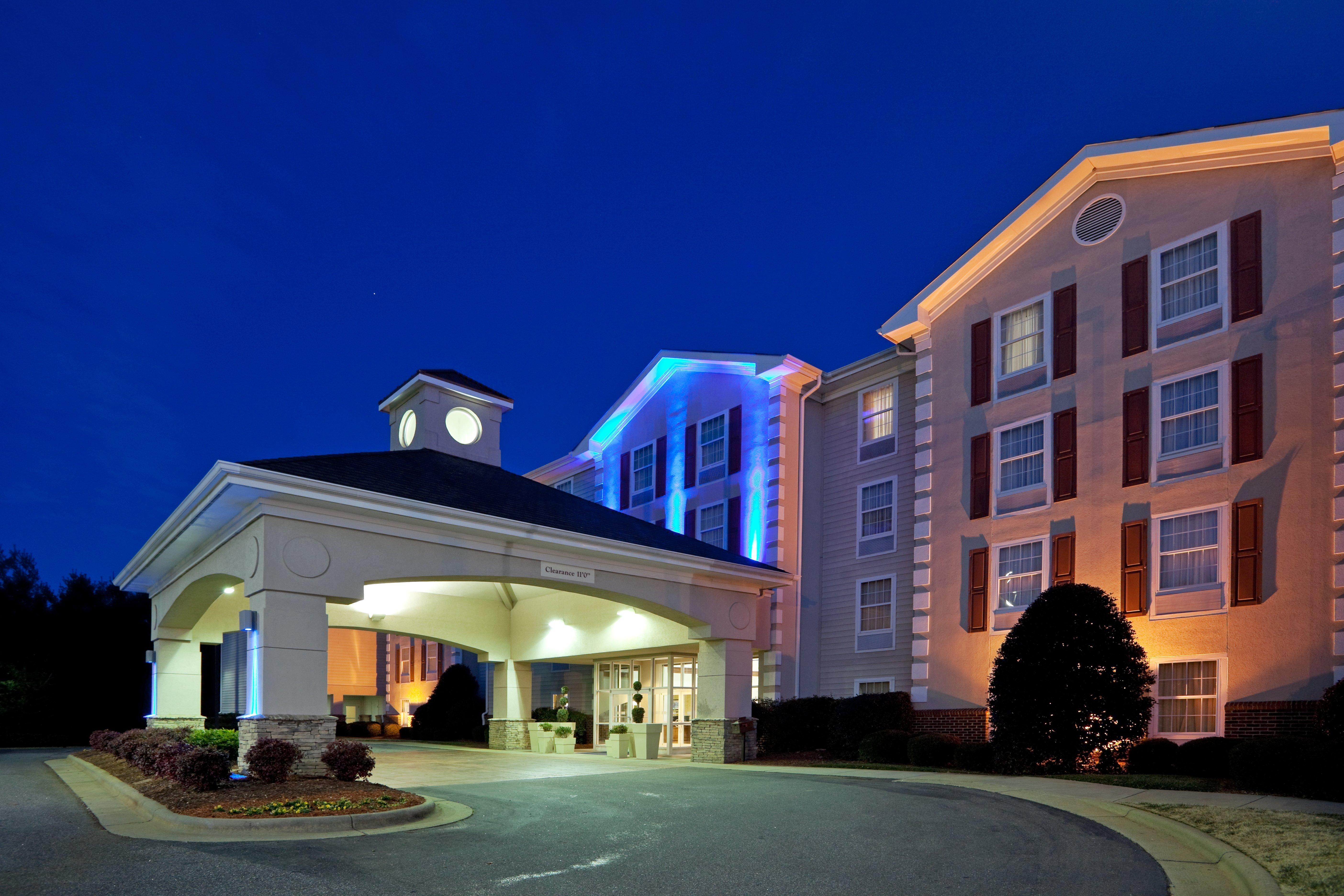 Holiday Inn Express Hotel & Suites Conover - Hickory Area By Ihg Kültér fotó