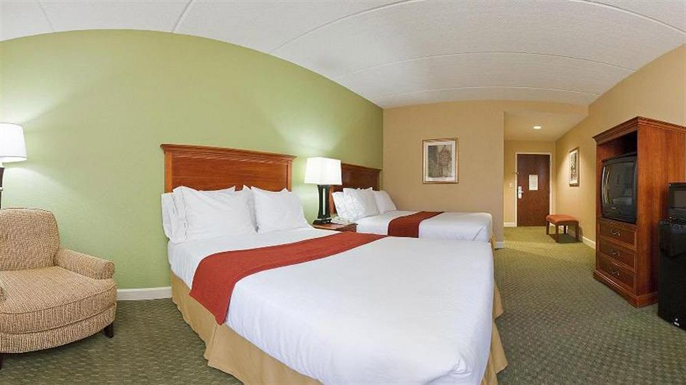 Holiday Inn Express Hotel & Suites Conover - Hickory Area By Ihg Kültér fotó