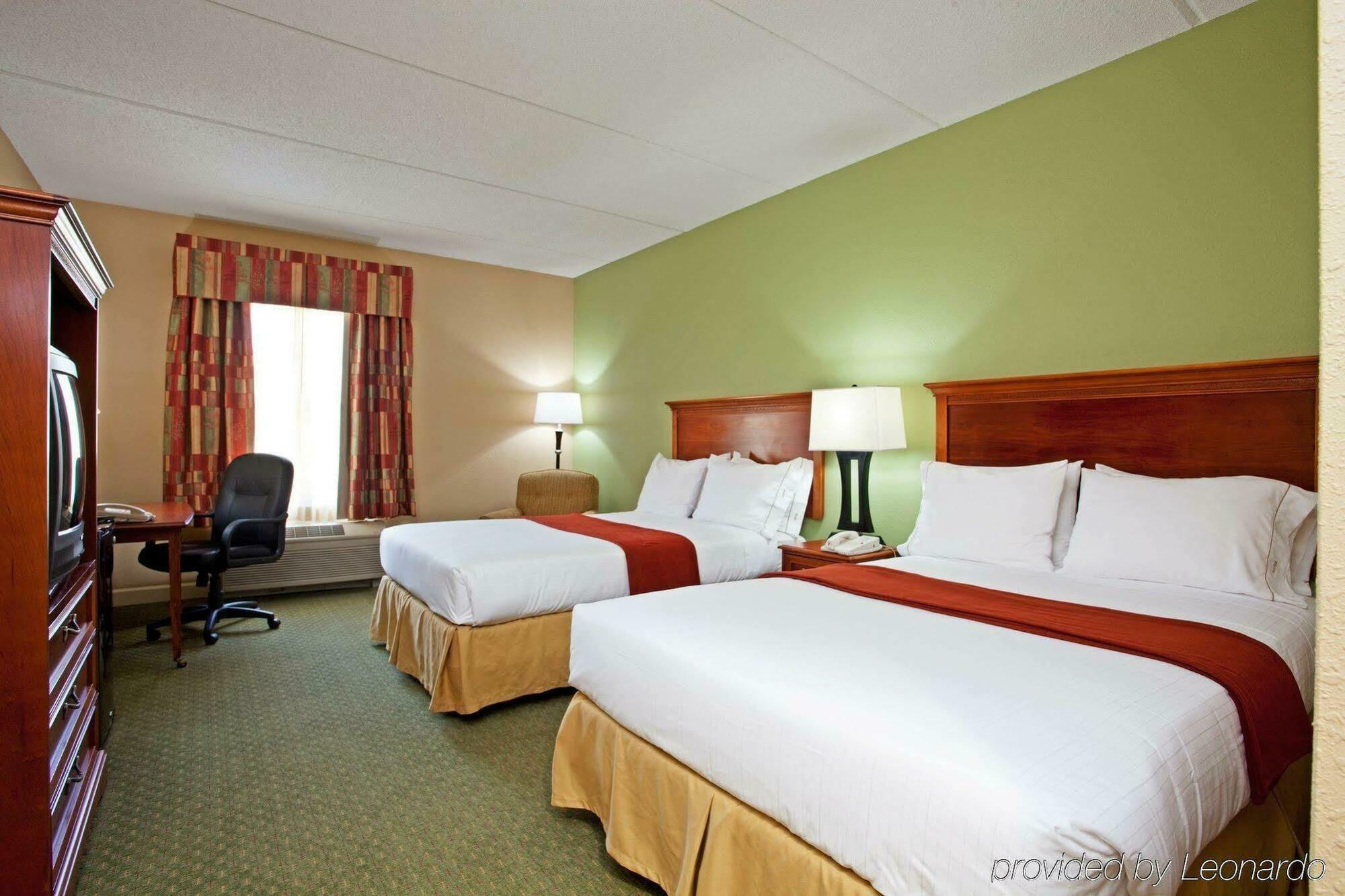 Holiday Inn Express Hotel & Suites Conover - Hickory Area By Ihg Kültér fotó